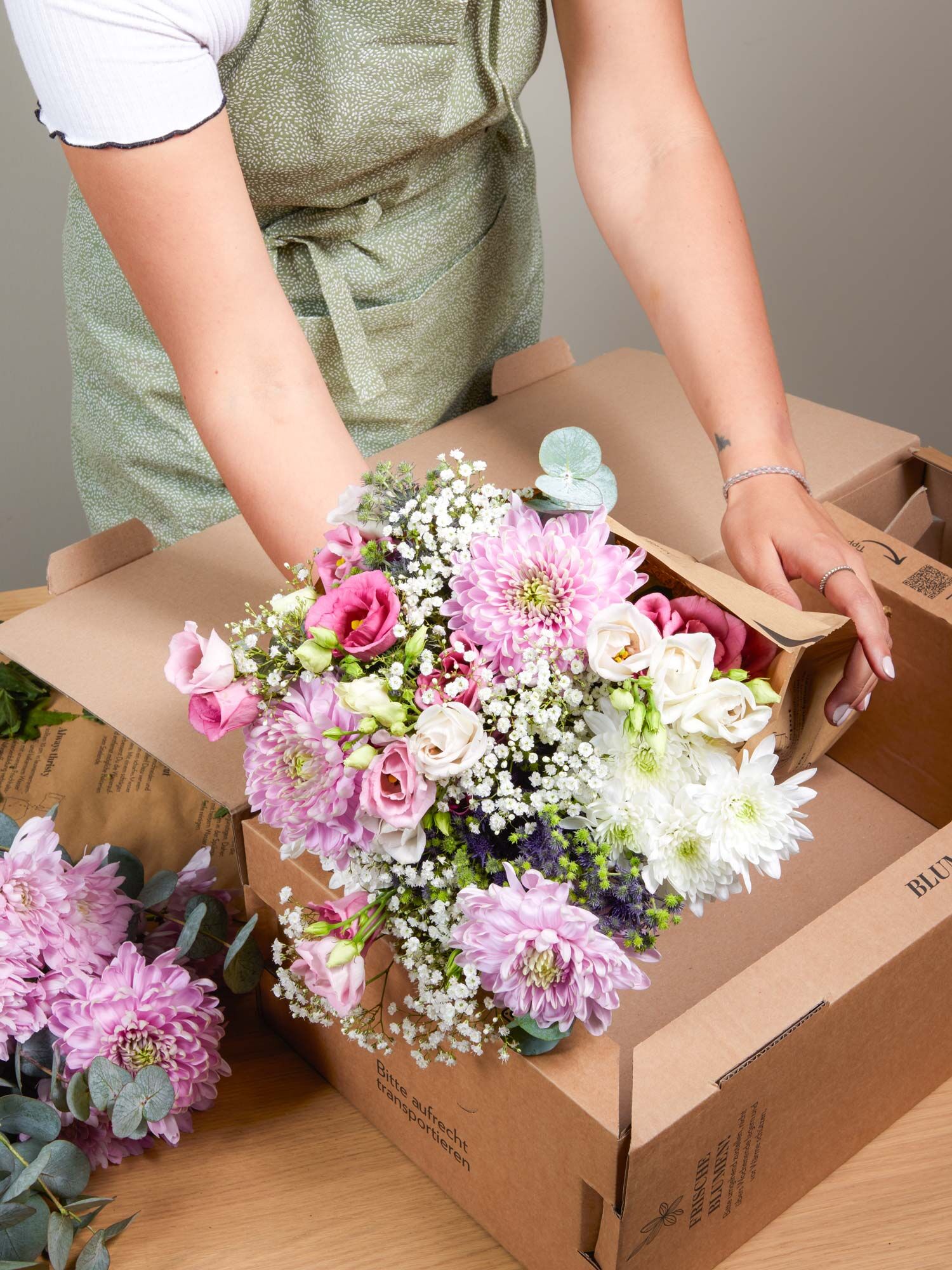 Blume, Blumen-Arrangement, Blumenstrauß, Pflanze