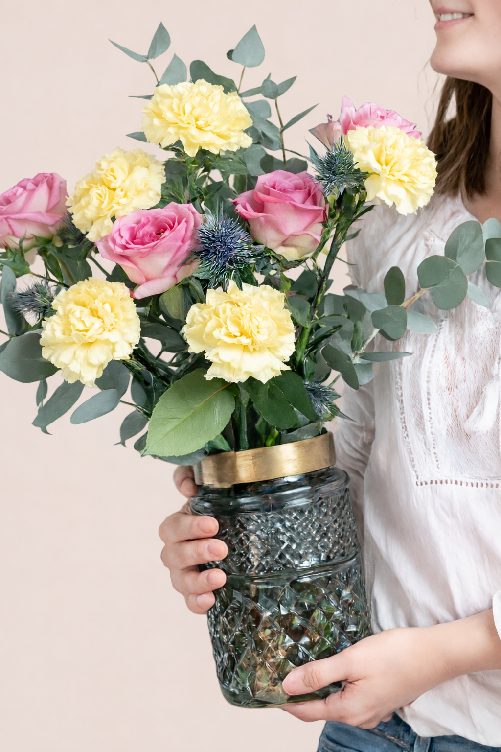 Blume, Blumen-Arrangement, Blumenstrauß, Rose, Krug