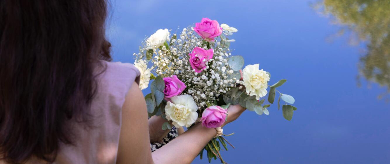 Blumen zur Jugendweihe: Die perfekte Geschenkidee für den großen Tag