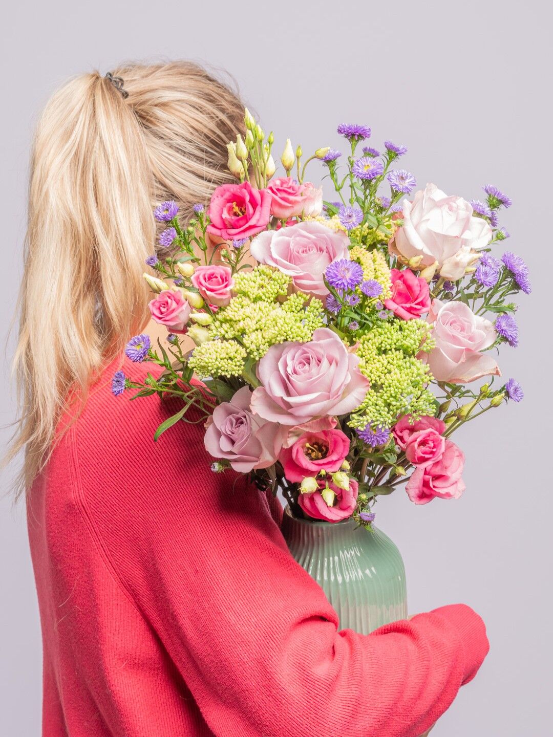 Blume, Blumen-Arrangement, Blumenstrauß, Person, Frau