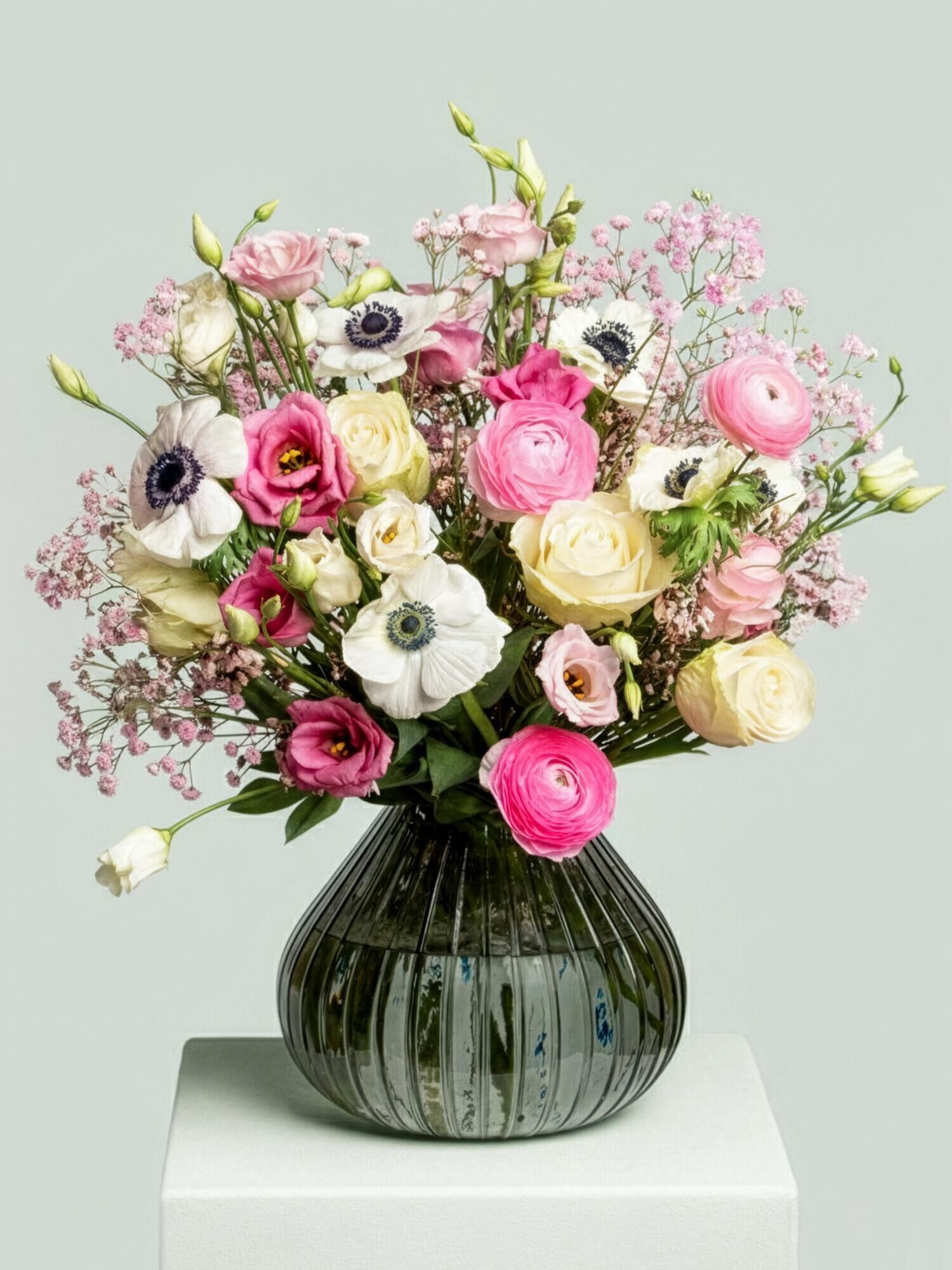 Blumenstrauß, Rose, Anemone, Ranunkel, Glasvase